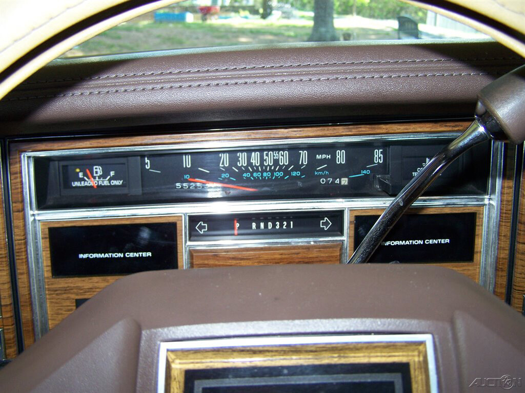 Cadillac-Eldorado-1982-Coupe-8