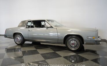 Cadillac-Eldorado-1983-Silver-Gray-26