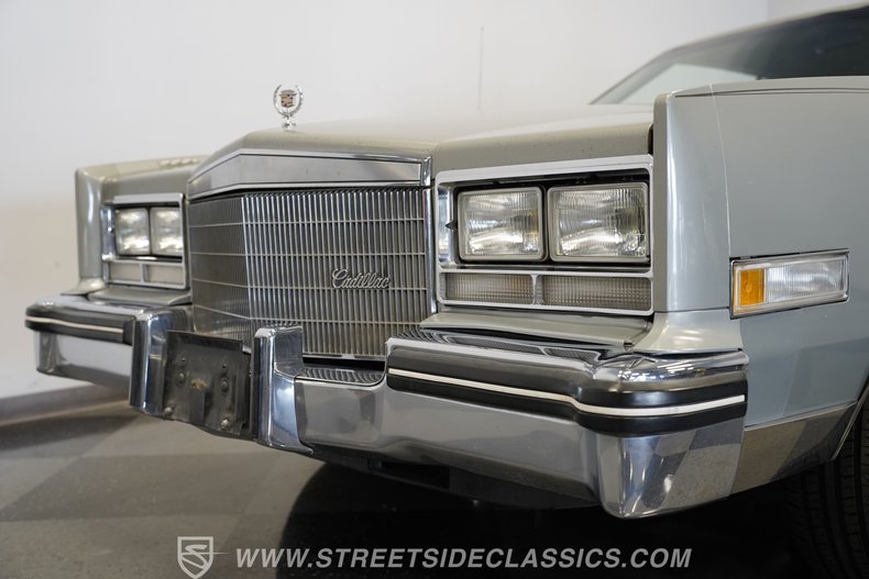 Cadillac-Eldorado-1983-Silver-Gray-30