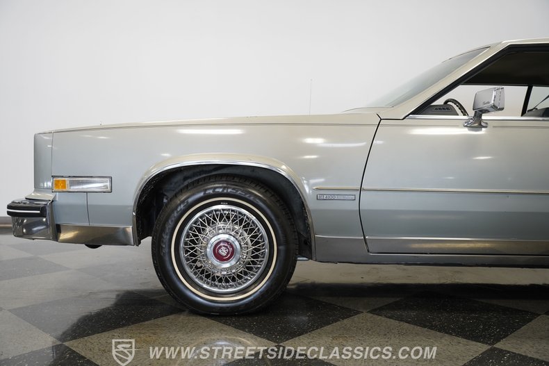 Cadillac-Eldorado-1983-Silver-Gray-32