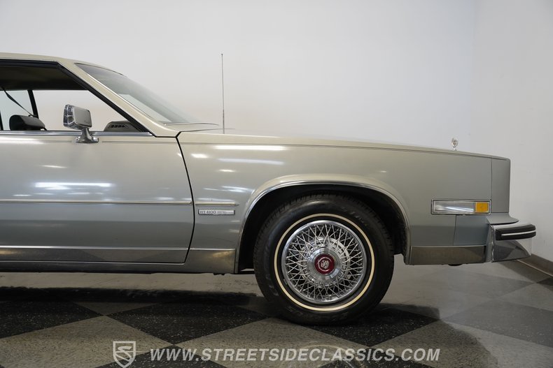 Cadillac-Eldorado-1983-Silver-Gray-40