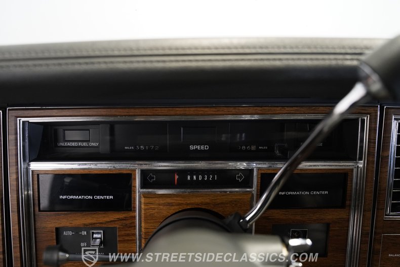 Cadillac-Eldorado-1983-Silver-Gray-42