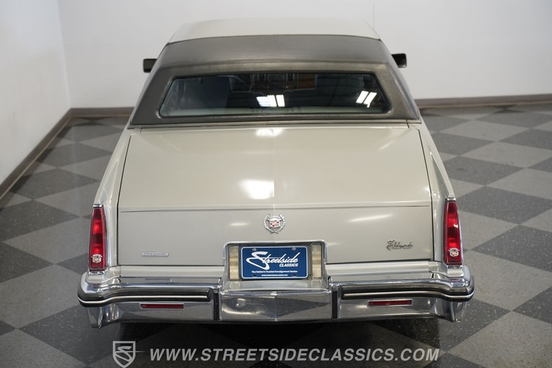 Cadillac-Eldorado-1983-Silver-Gray-8