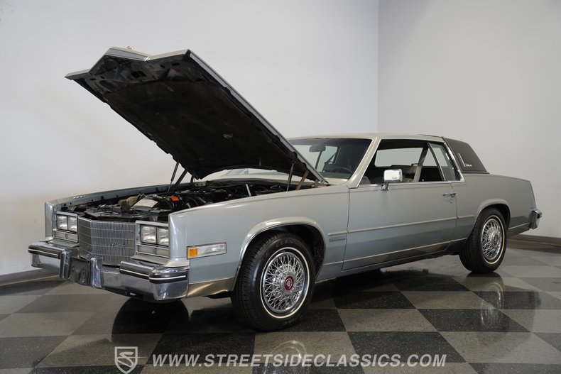 Cadillac-Eldorado-1983-Silver-Gray-9