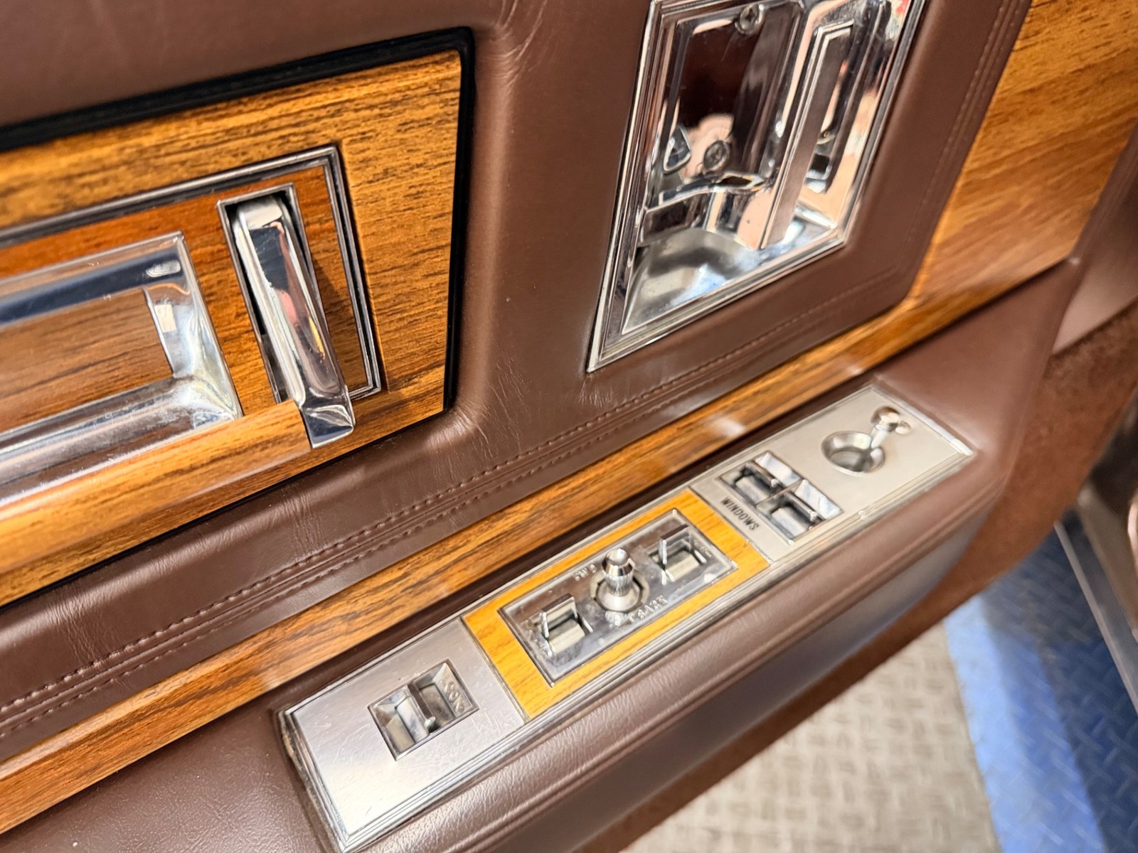 Cadillac-Eldorado-1984-Coupe-39