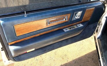 Cadillac-Eldorado-1985-Biarritz-12