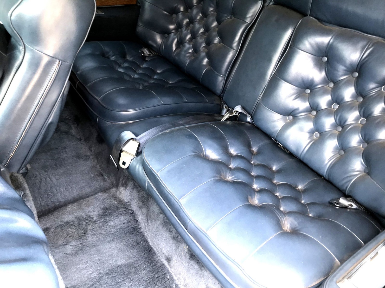 Cadillac-Eldorado-1985-Biarritz-16