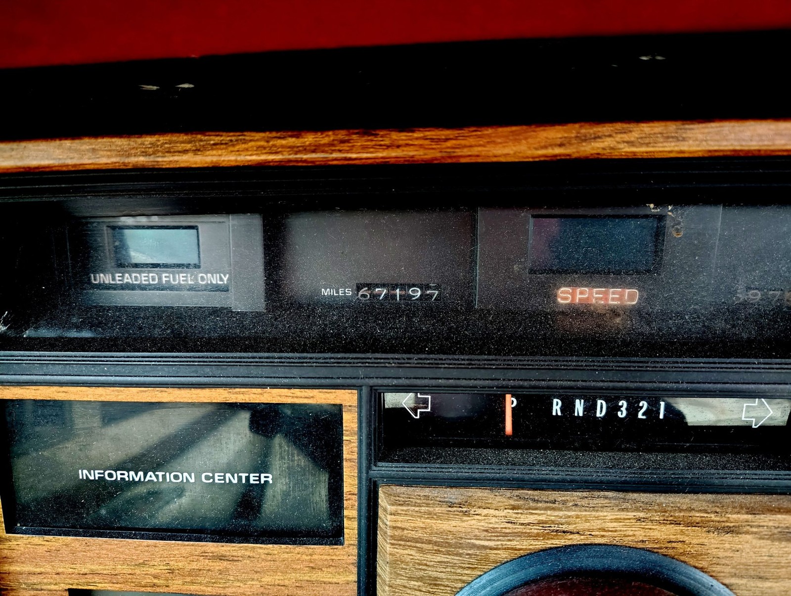 Cadillac-Eldorado-1985-Biarritz-18