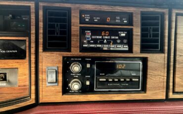 Cadillac-Eldorado-1985-Biarritz-19