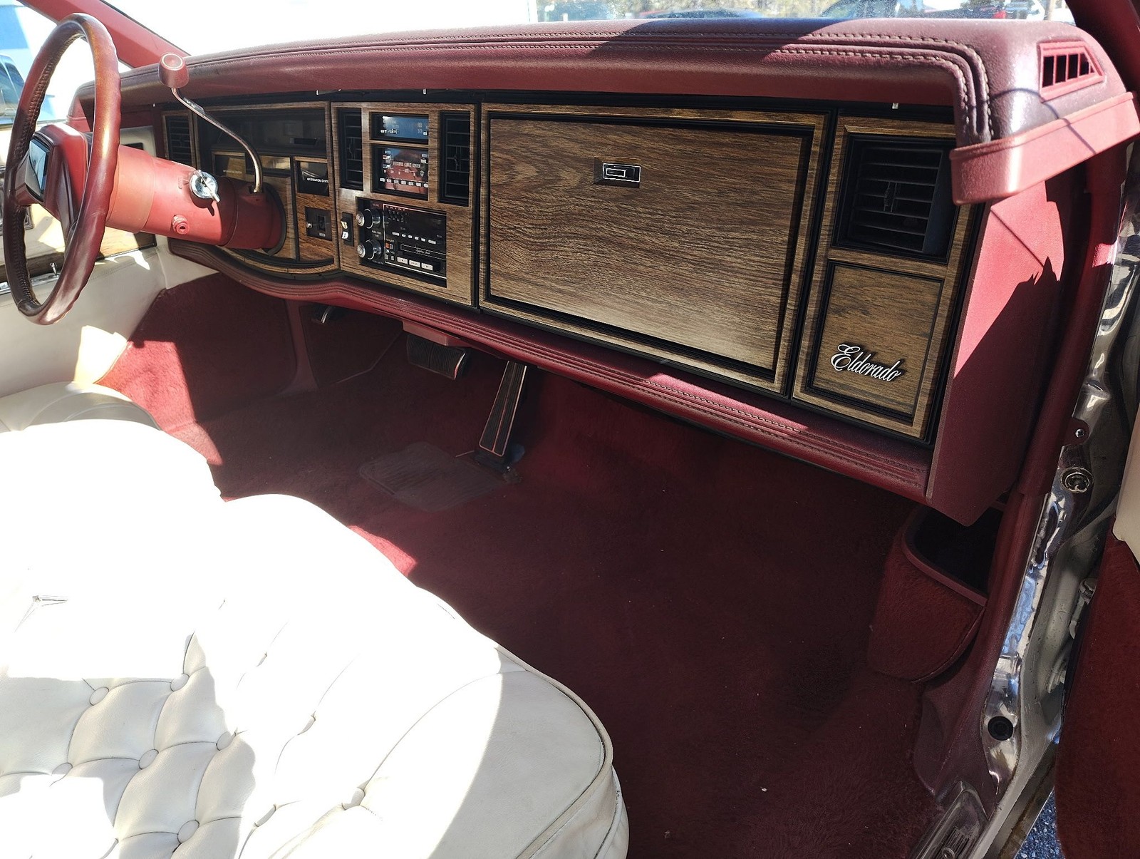 Cadillac-Eldorado-1985-Biarritz-20