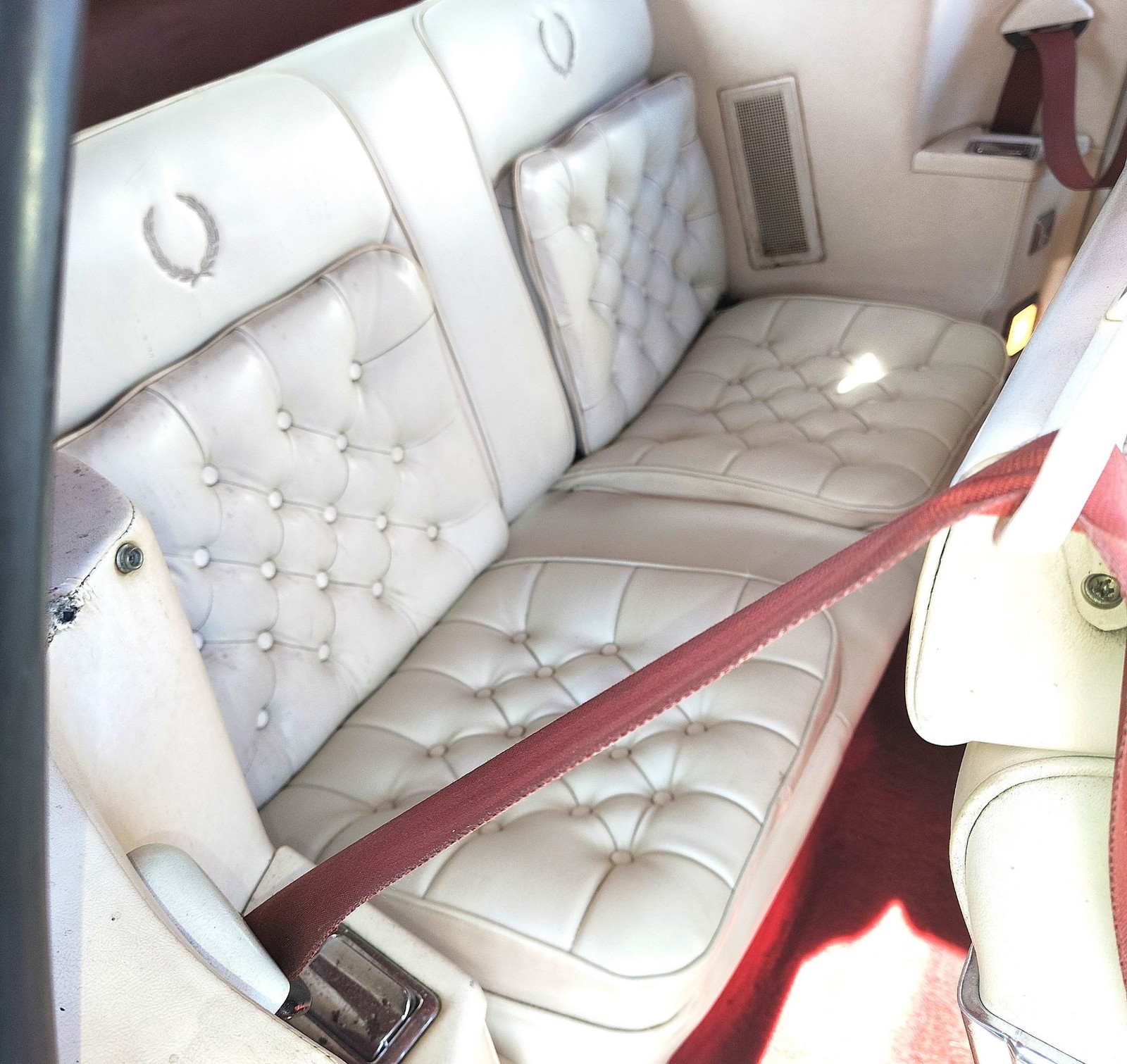 Cadillac-Eldorado-1985-Biarritz-21