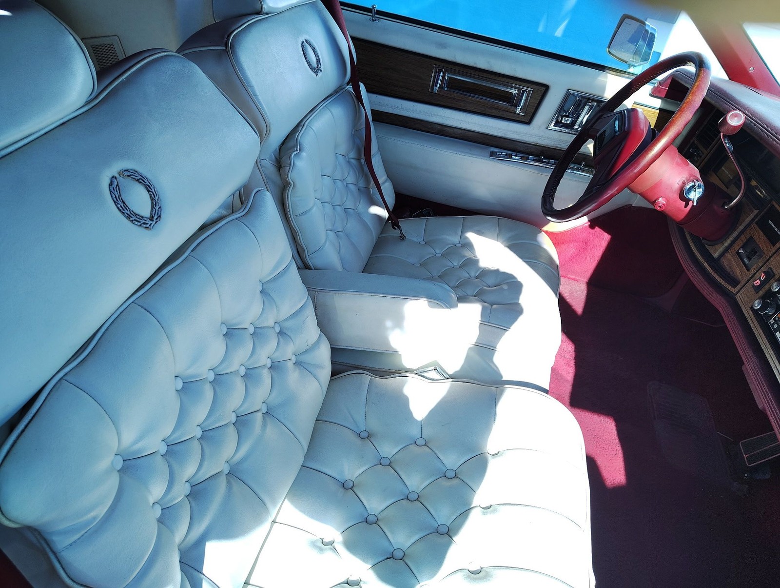 Cadillac-Eldorado-1985-Biarritz-25