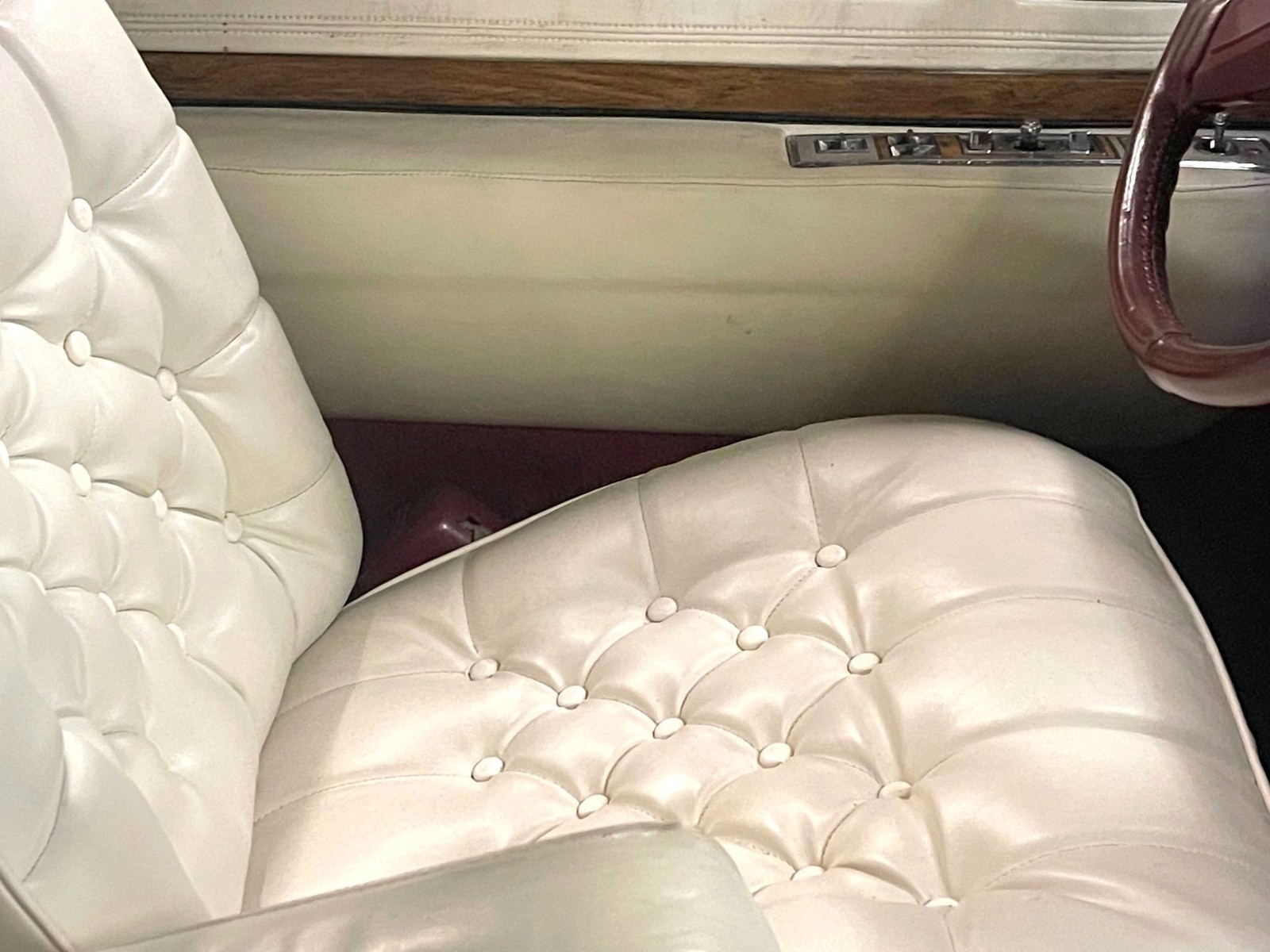 Cadillac-Eldorado-1985-Convertible-19