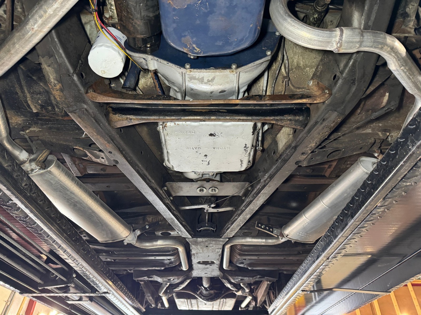 Cadillac-Eldorado-Biarritz-Convertible-1960-Convertible-18