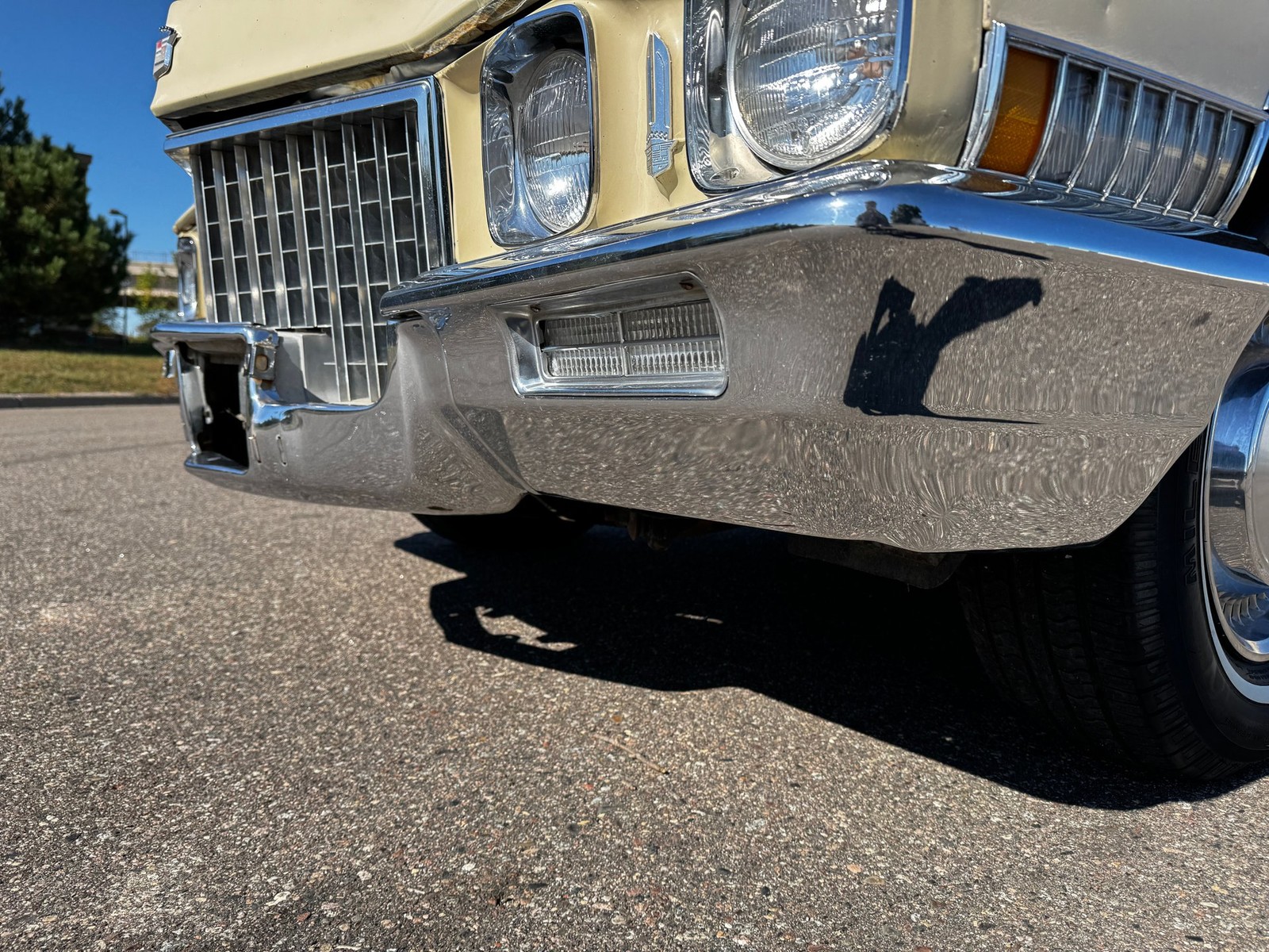 Cadillac-Sedan-DeVille-1971-Sedan-18