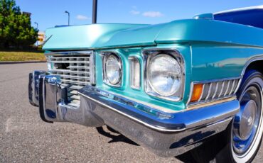 Cadillac-Sedan-DeVille-1972-Sedan-15