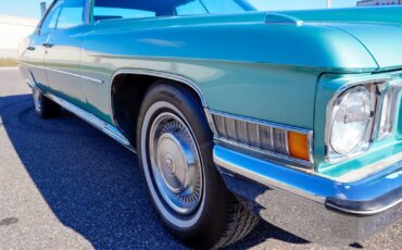 Cadillac-Sedan-DeVille-1972-Sedan-20