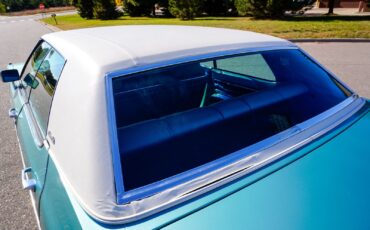 Cadillac-Sedan-DeVille-1972-Sedan-38