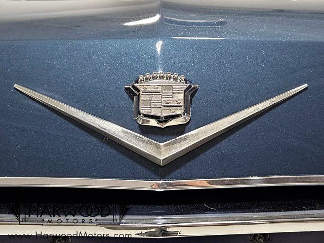 Cadillac-Sedan-Deville-1964-Sedan-28