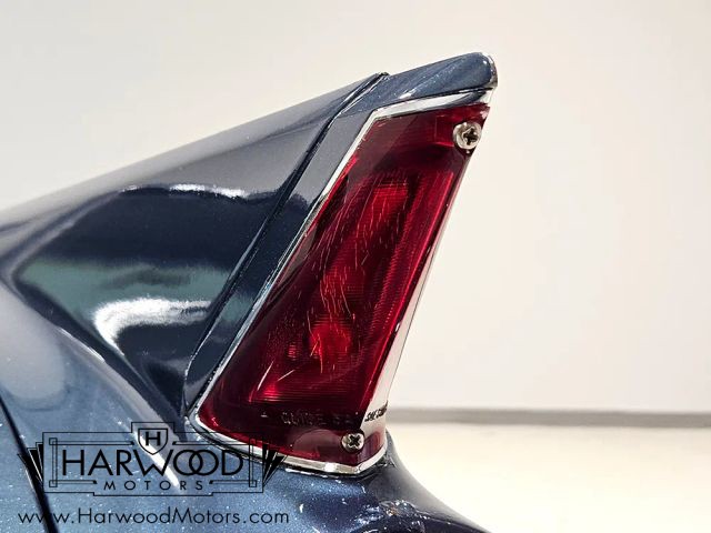 Cadillac-Sedan-Deville-1964-Sedan-29