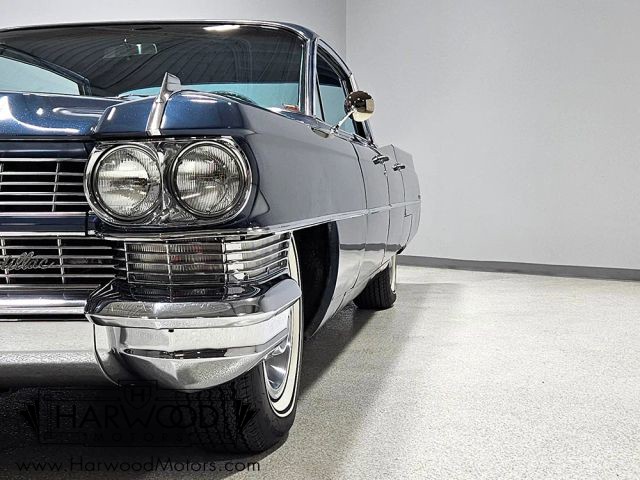 Cadillac-Sedan-Deville-1964-Sedan-33