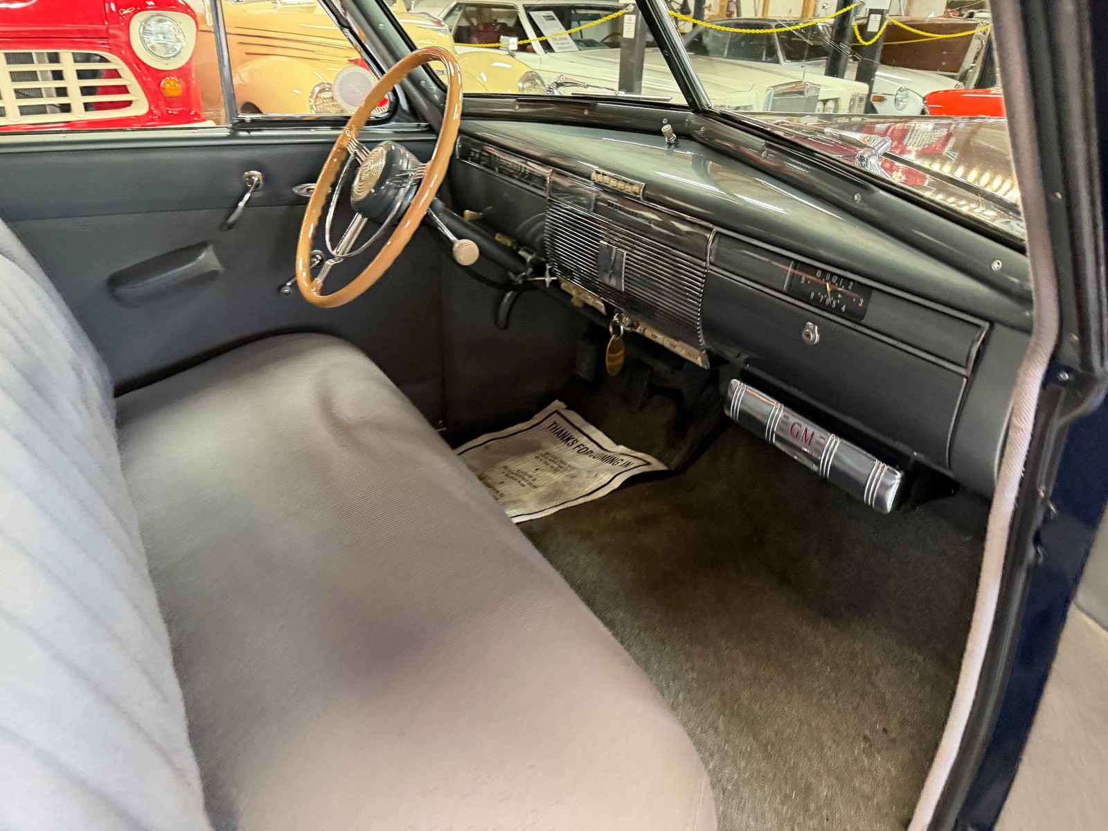 Cadillac-Series-60-1939-Sedan-11