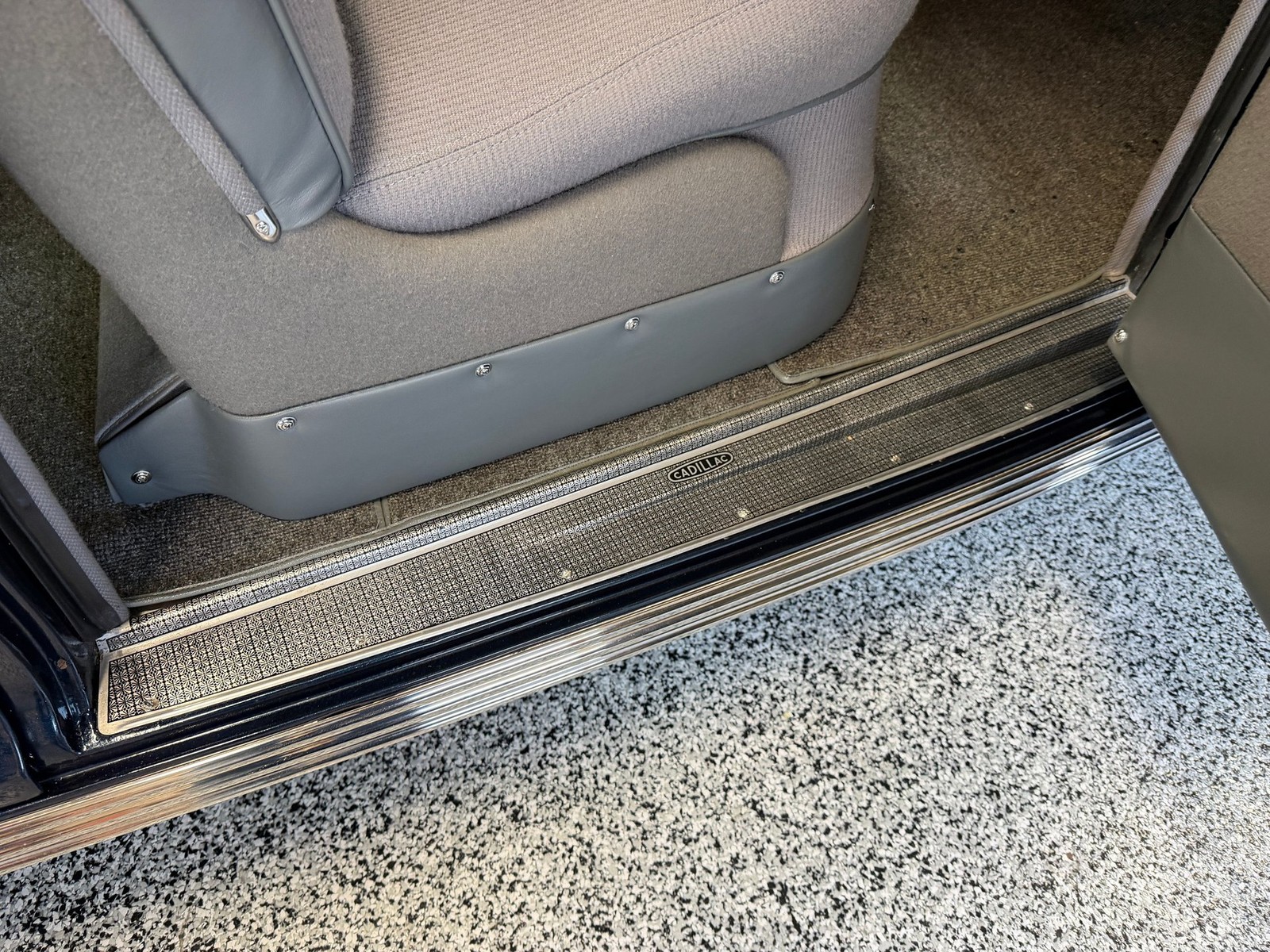 Cadillac-Series-60-1939-Sedan-18