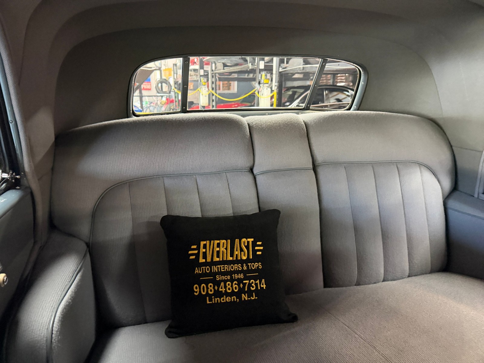 Cadillac-Series-60-1939-Sedan-19