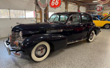 Cadillac-Series-60-1939-Sedan-2