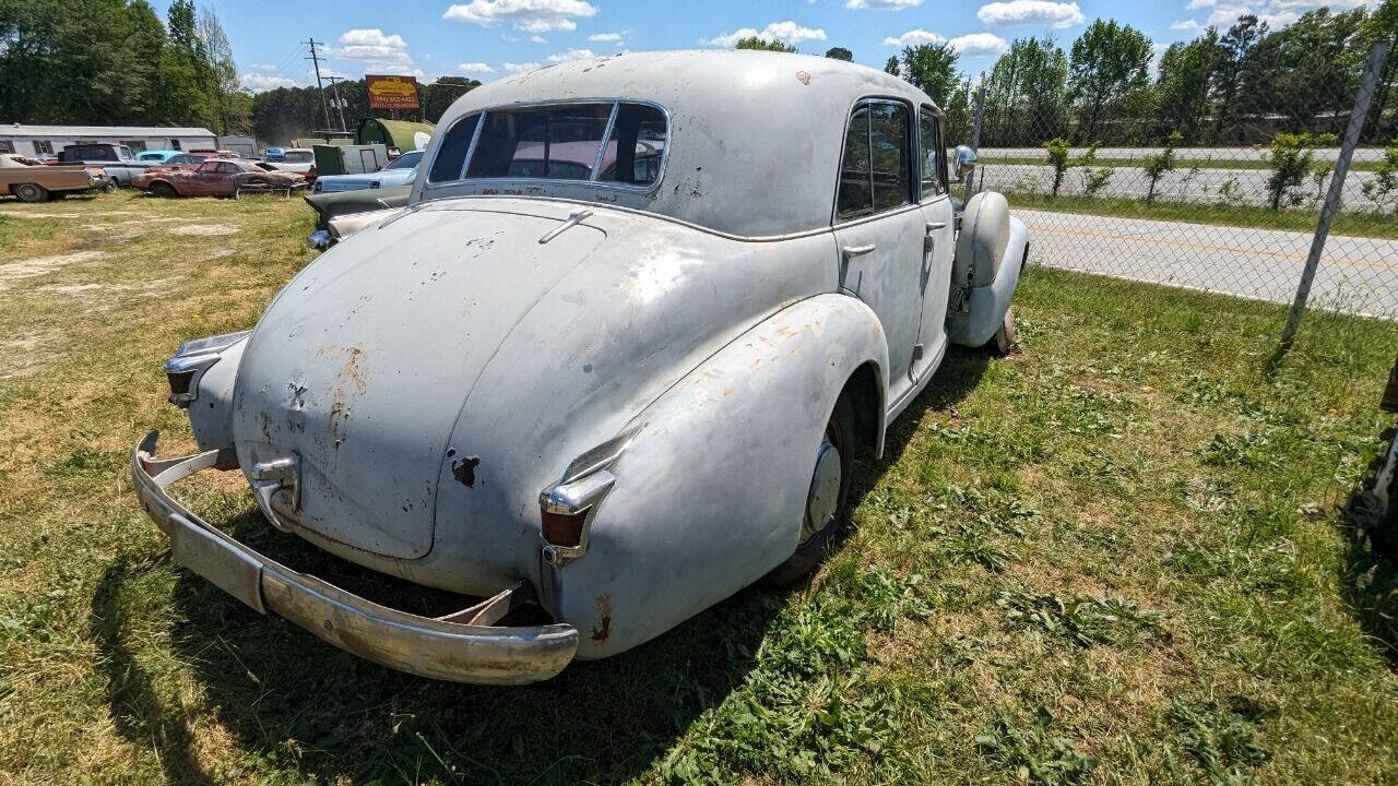 Cadillac-Series-60-1939-Sedan-3
