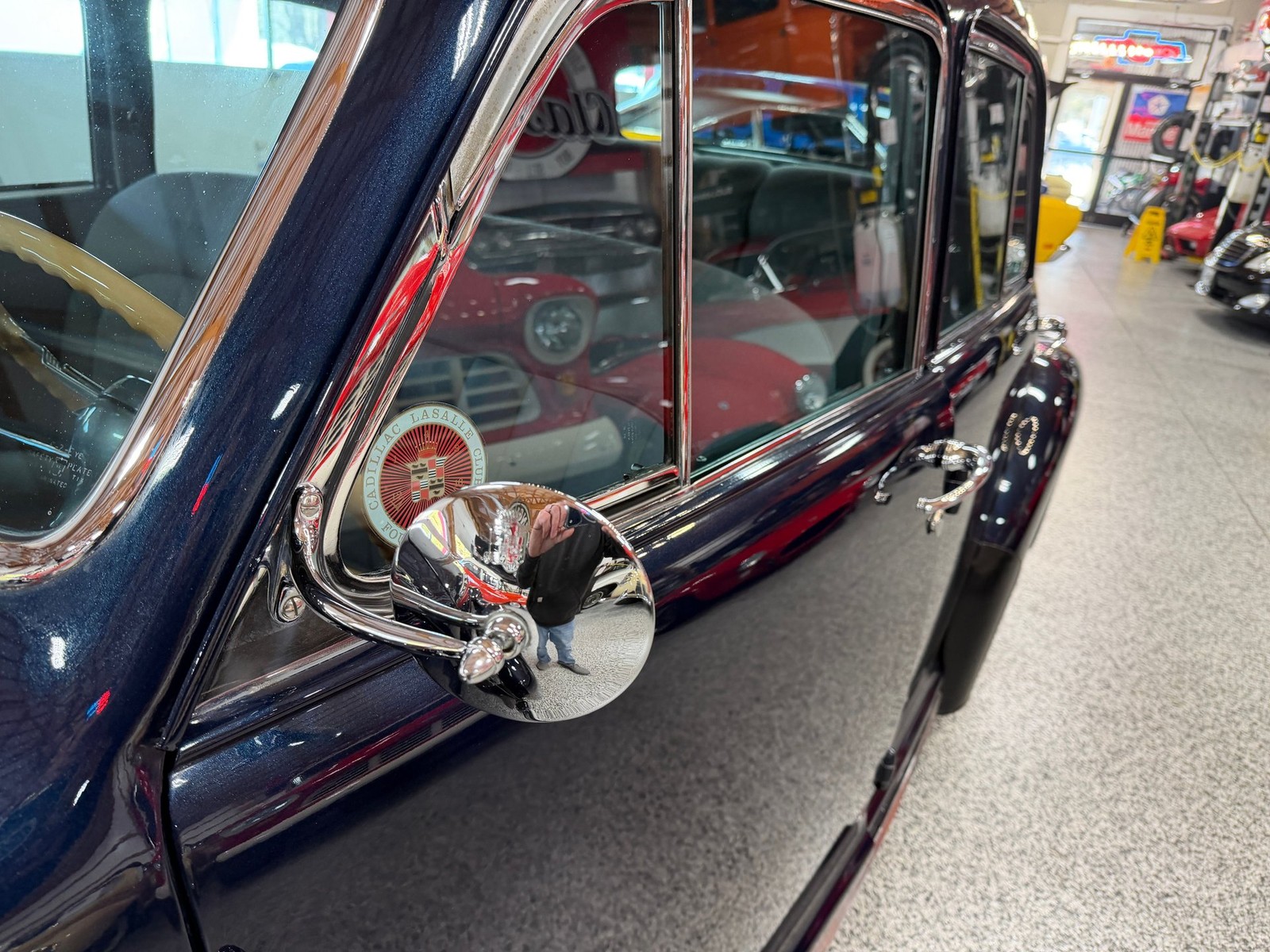 Cadillac-Series-60-1939-Sedan-31