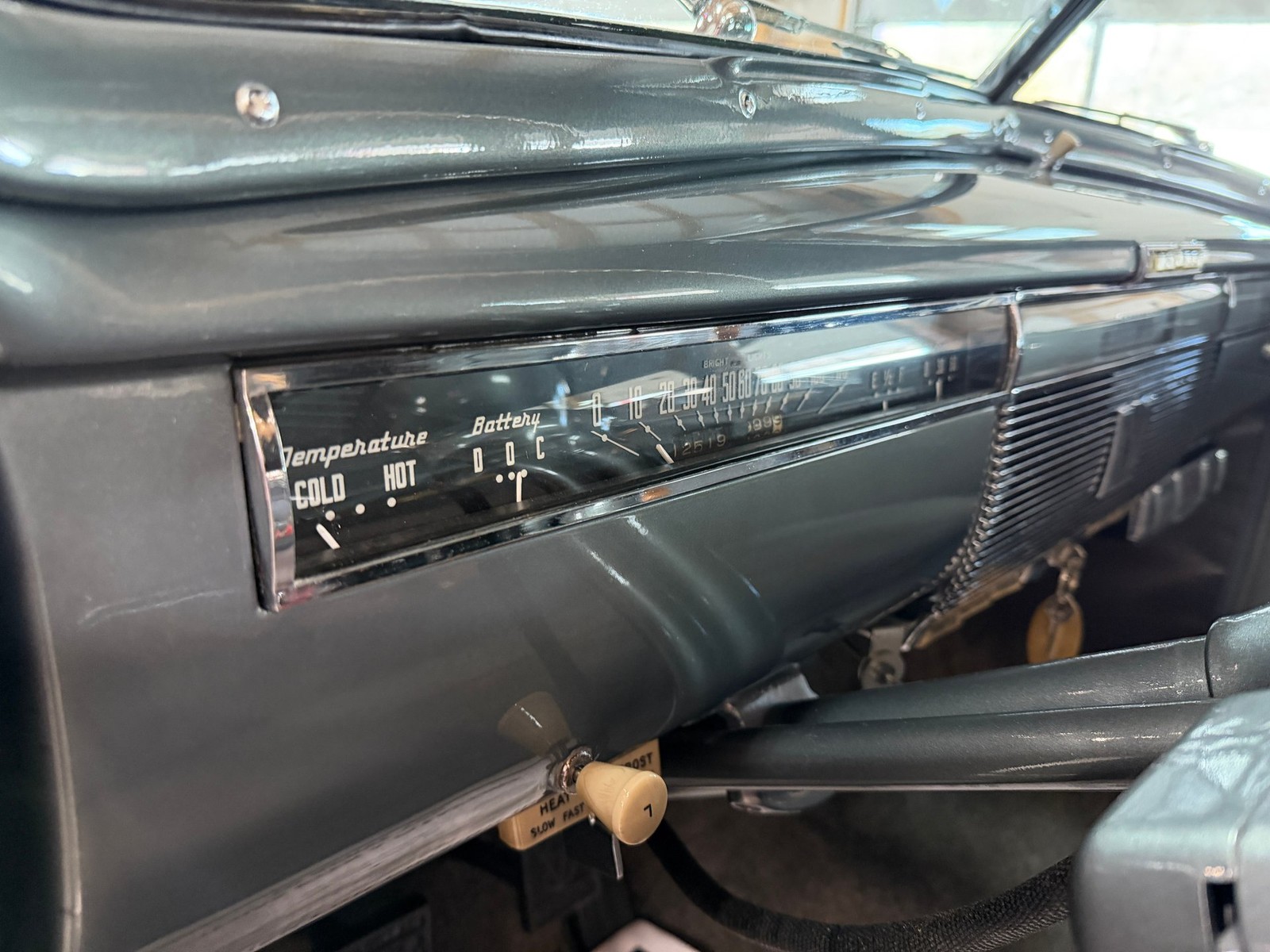 Cadillac-Series-60-1939-Sedan-33