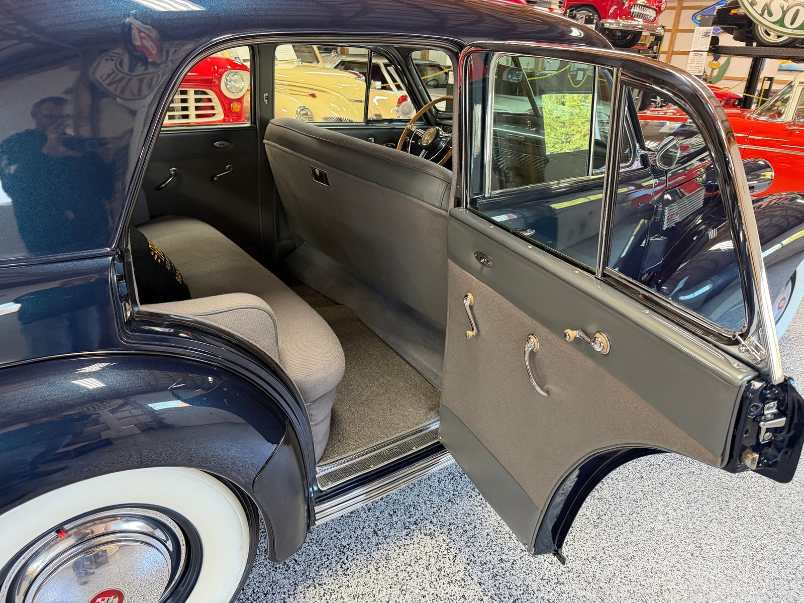 Cadillac-Series-60-1939-Sedan-8