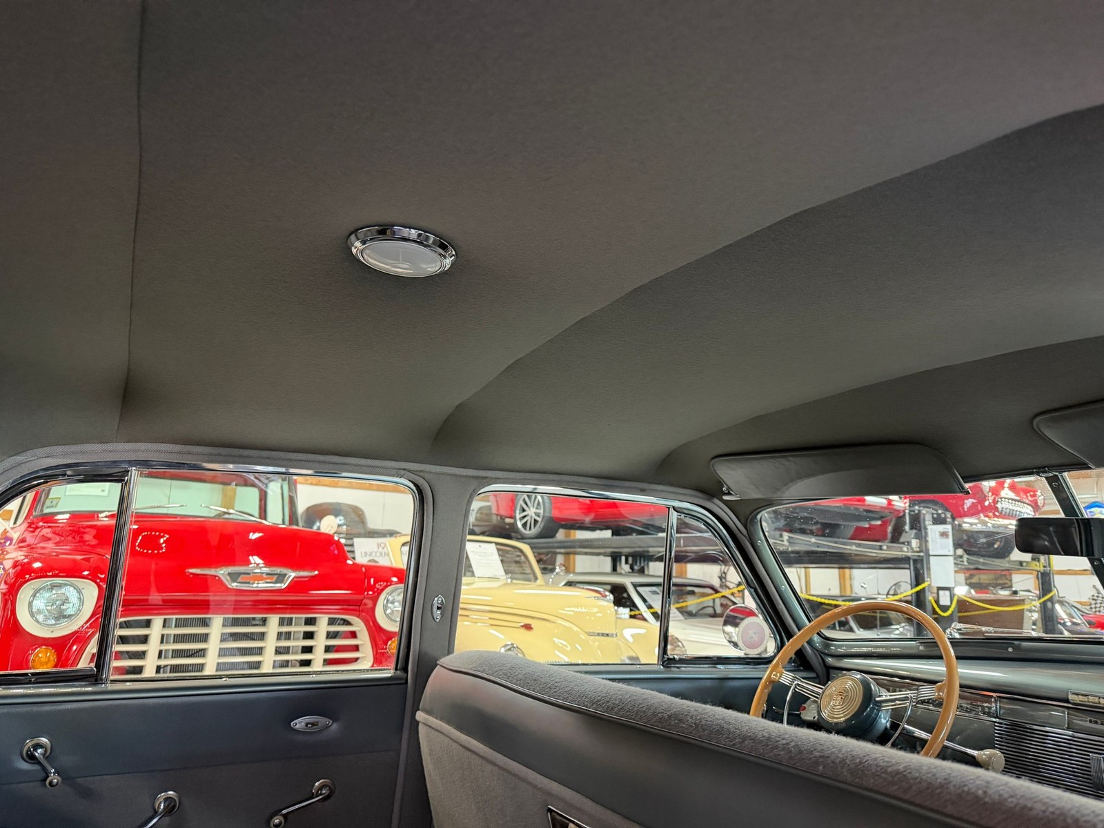 Cadillac-Series-60-1939-Sedan-9