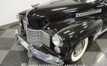 Cadillac-Series-62-1941-Coupe-19