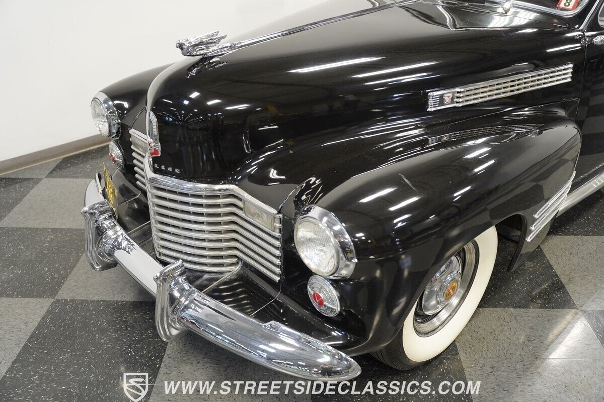 Cadillac-Series-62-1941-Coupe-19