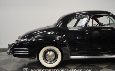 Cadillac-Series-62-1941-Coupe-28