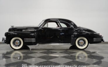 Cadillac-Series-62-1941-Coupe-3