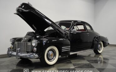 Cadillac-Series-62-1941-Coupe-30