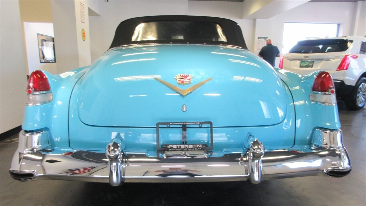 Cadillac-Series-62-1952-Convertible-14