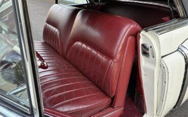 Cadillac-Series-62-1953-White-Burgundy-26