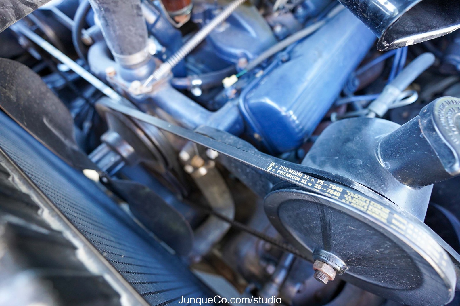 Cadillac-Series-62-1960-Coupe-24