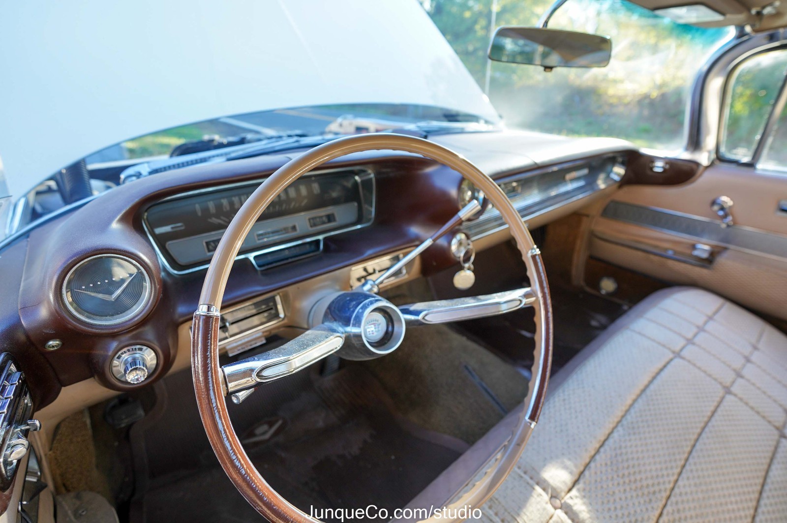 Cadillac-Series-62-1960-Coupe-31