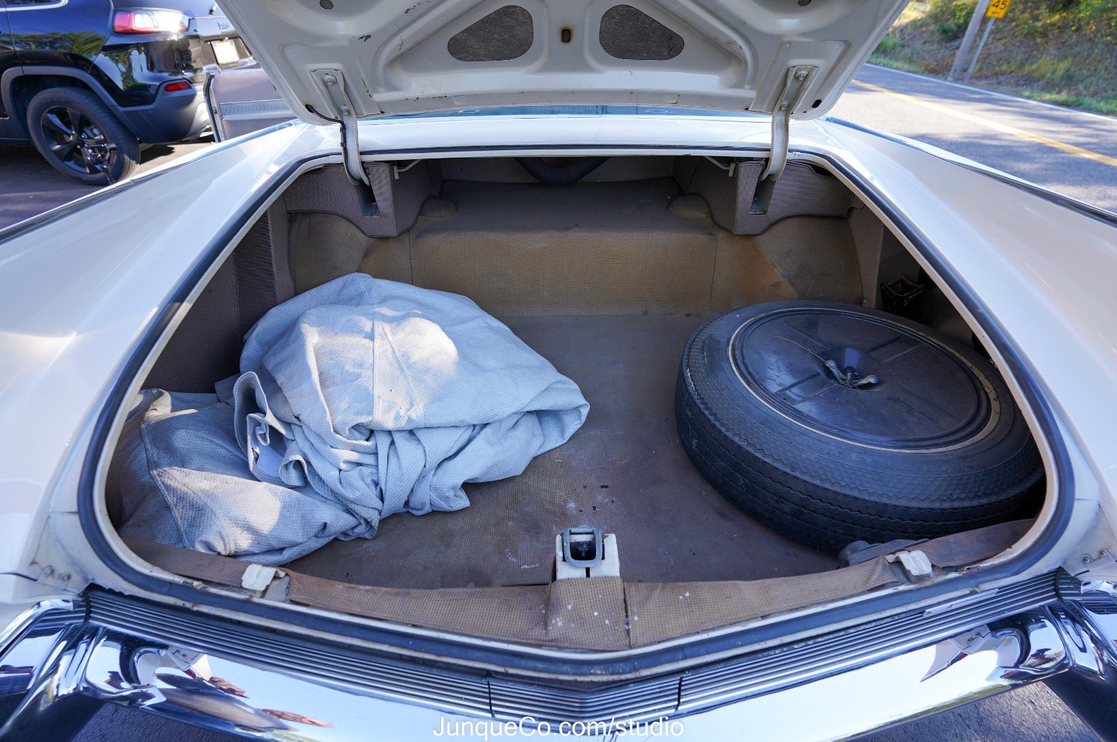 Cadillac-Series-62-1960-Coupe-33