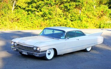 Cadillac-Series-62-1960-Coupe