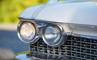 Cadillac-Series-62-1960-Coupe-5