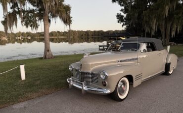 Cadillac-Series-62-convertible-coupe-1941-tan-Gray-1