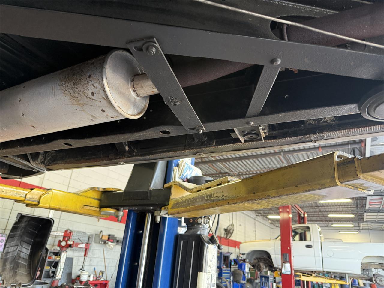 Cadillac-Series-62-convertible-coupe-1941-tan-Gray-14