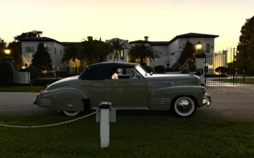 Cadillac-Series-62-convertible-coupe-1941-tan-Gray-26
