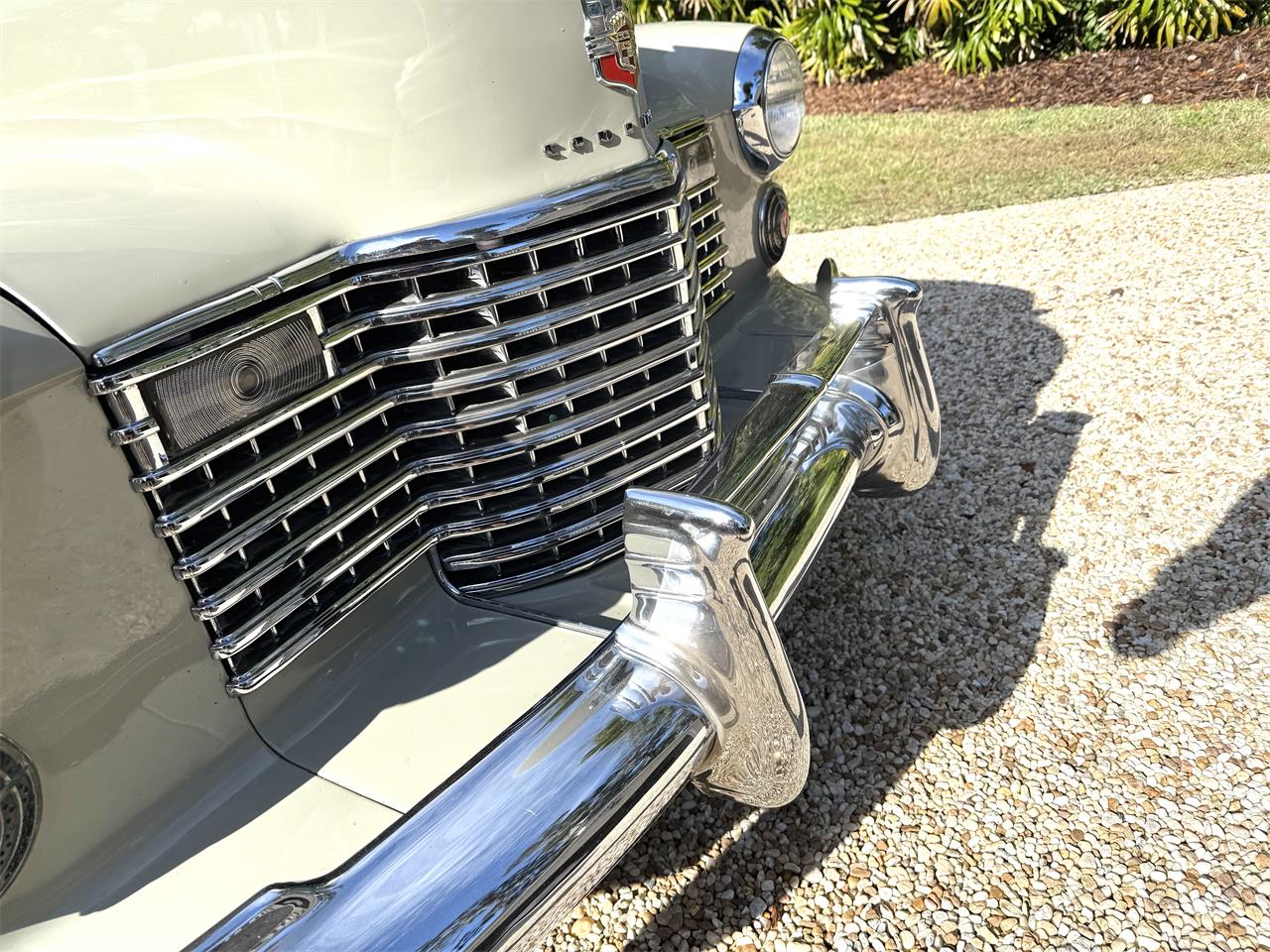 Cadillac-Series-62-convertible-coupe-1941-tan-Gray-41